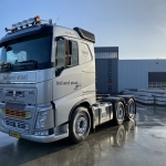 Volvo vrachtwagen bij Holland Staal
